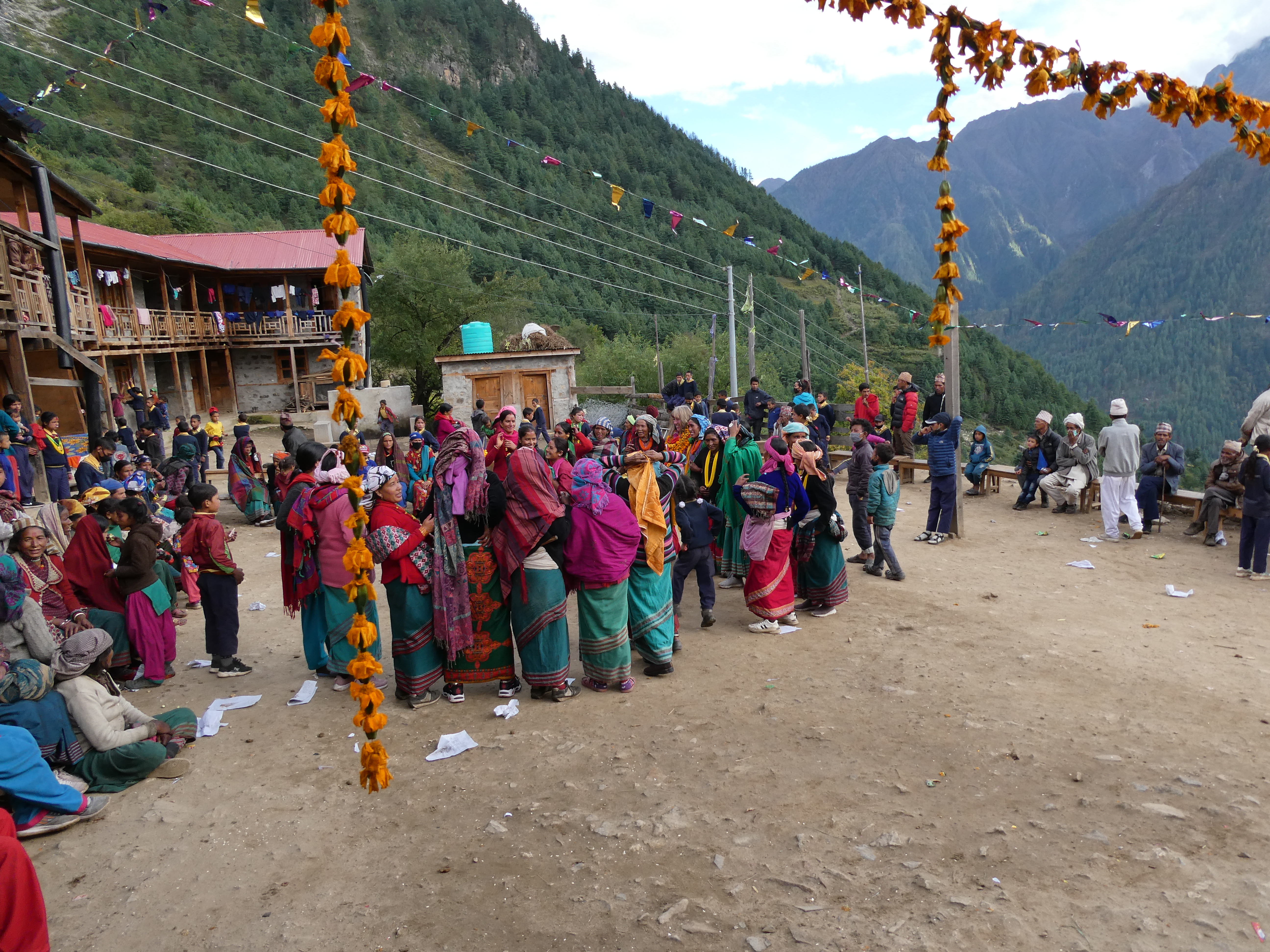 Nepal Schulgebäude im Bau